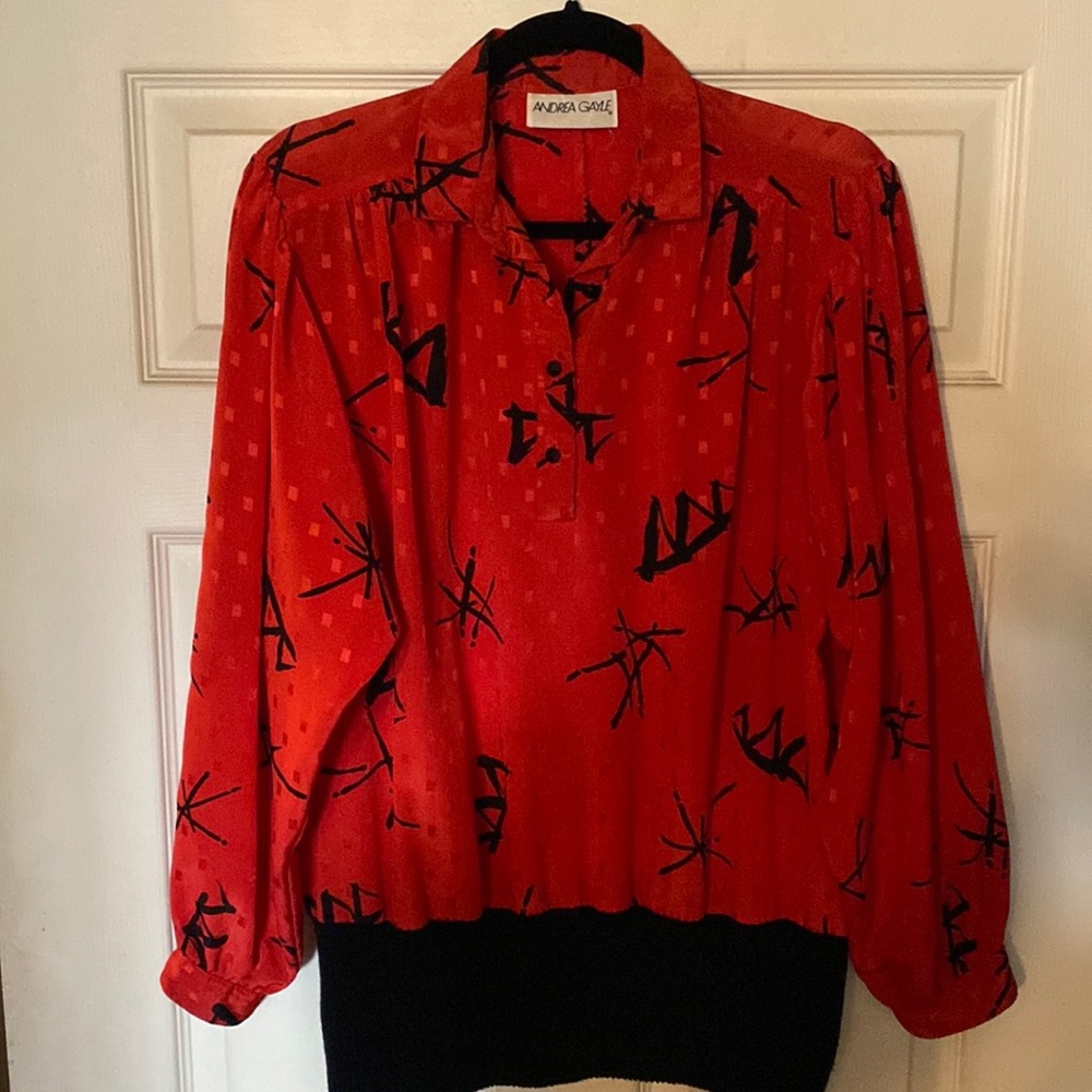 COPY - Vintage Andrea Gayle Blouse. Light shoulder pads can be removed.